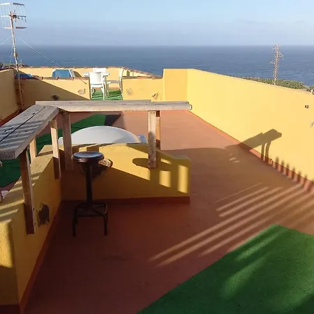 Eden North Paradise 'house A' Vakantiehuis *