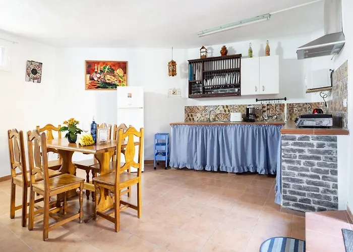 Vakantiehuis Eden North Paradise 'house A' Santa Catalina