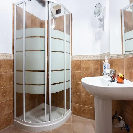 Eden North Paradise 'house A' 度假居 *