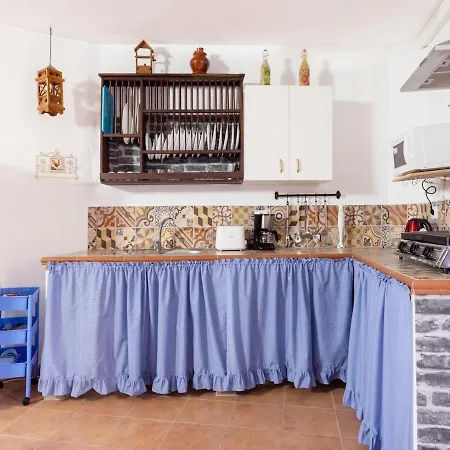 Eden North Paradise 'house A' *