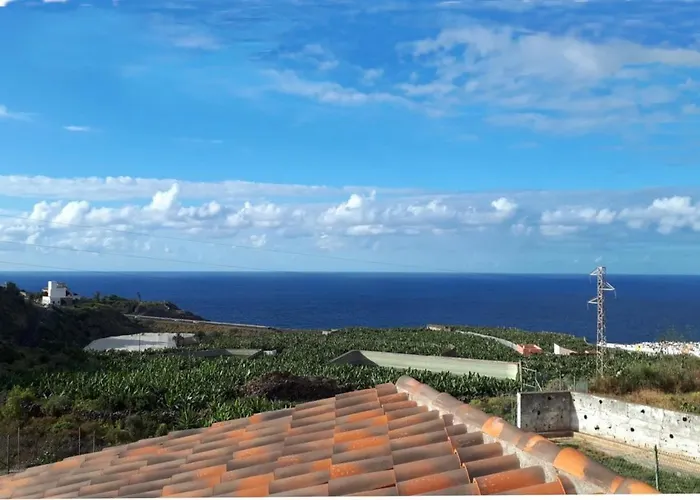 Eden North Paradise 'house A' *